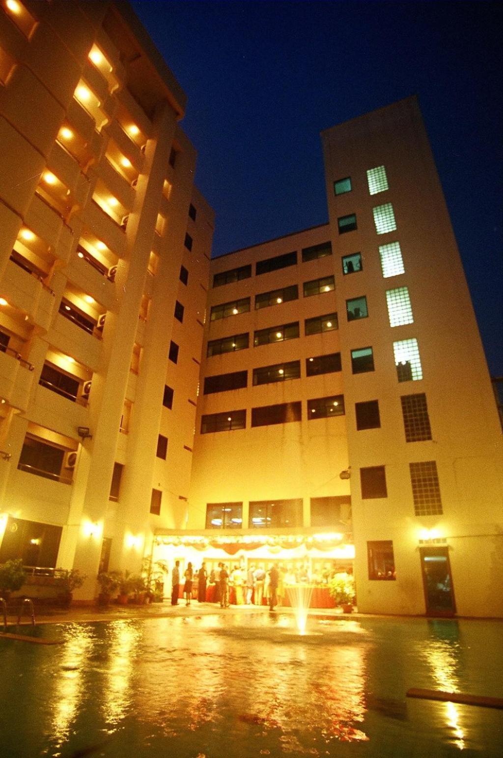 Ebina House - Sha Extra Plus Bangkok Luaran gambar